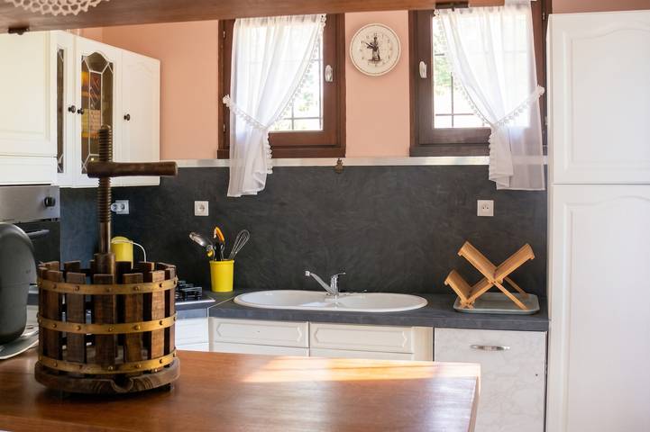 Komfortables Haus mit eingezäuntem Garten in Marcillac-la-Croisille in Marcillac-la-Croisille, Tulle und Umgebung