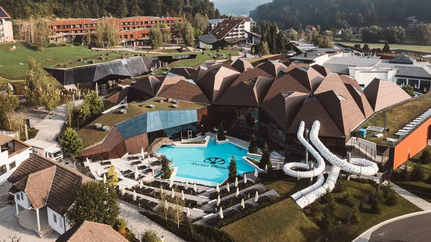 Camping für 4 Personen, mit Terrasse und Pool in Slowenien - 2