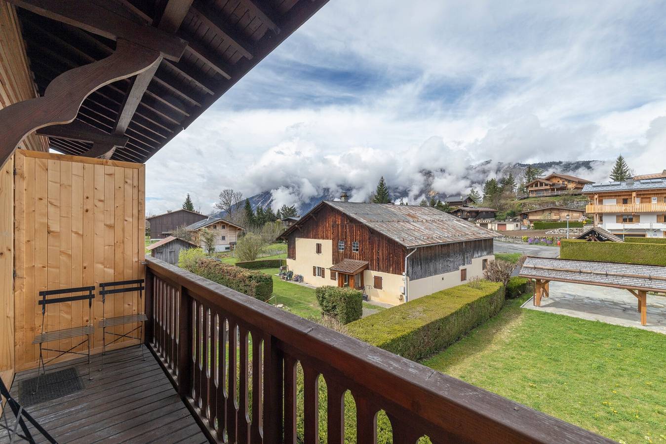 Ganze Wohnung, Ferienwohnung 'Le Chappart - Carroz D'Arâches' mit Bergblick, privater Terrasse und Wi-Fi in Les Carroz, Arâches-la-Frasse