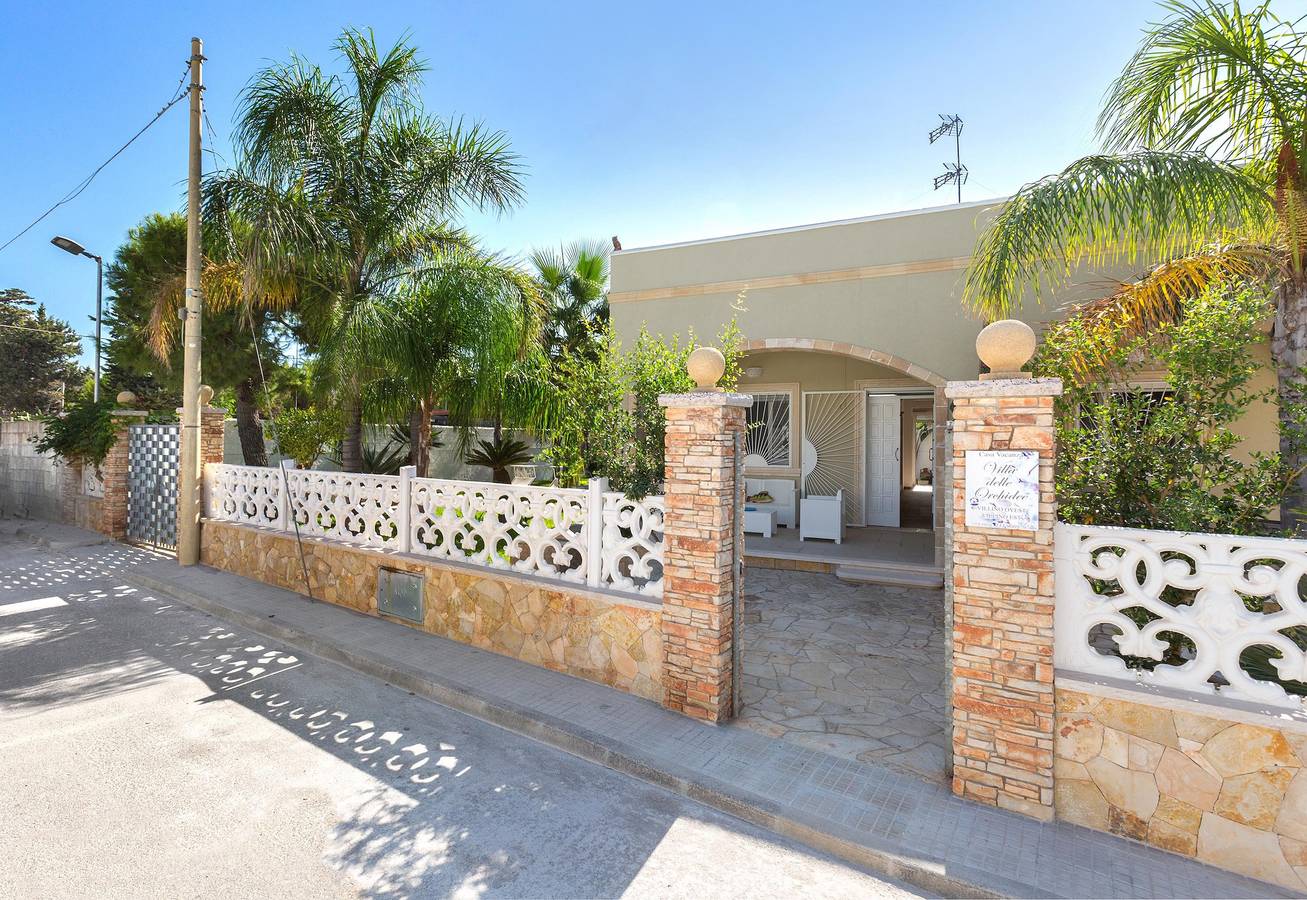 Gästehaus für 6 Personen mit Garten in Spiaggia di Torre Squillace, La Strea