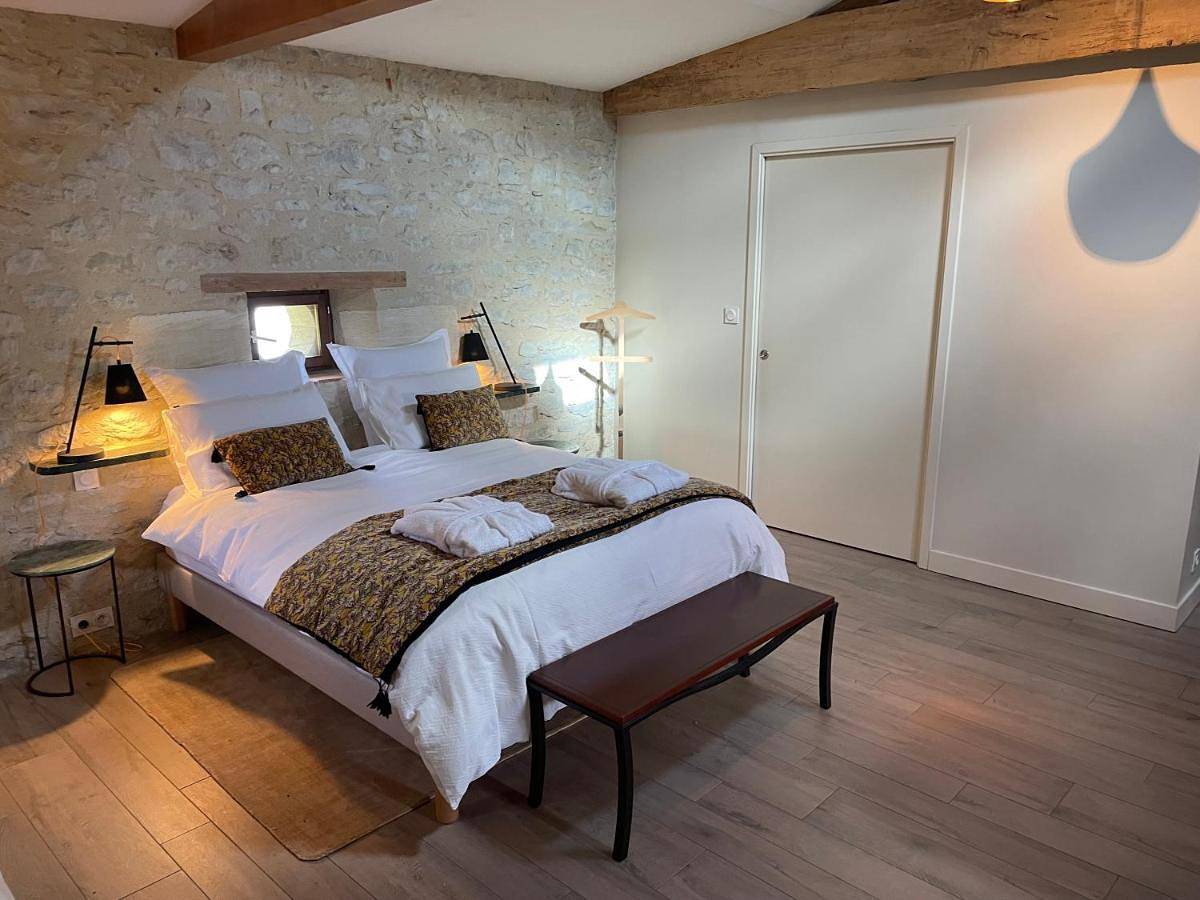 Family Room in Lamothe-Landerron, Région de Langon