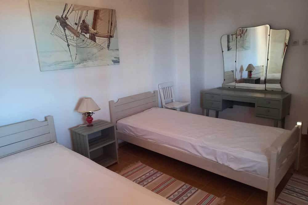 Cosy villa in a big mandarin garden close to seaside in Provinz Izmir