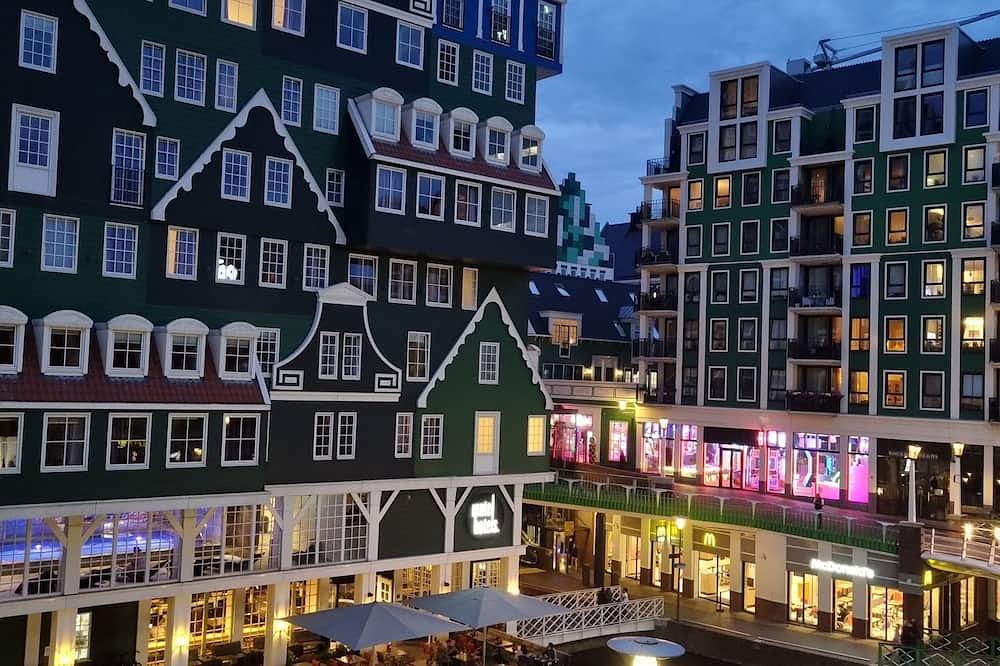 Entire apartment, Hermitage Suits & Apartments - Amsterdam Zaandam in Zaandam, Dutch Coast