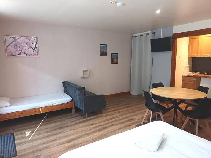 Location de vacances pour 3 personnes, avec vue et terrasse, animaux acceptés à Arlos - 4