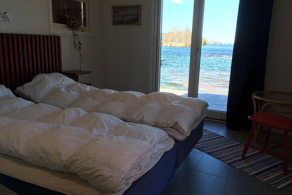 Exklusives Ferienhaus in privaten Lage am See Sommen in Tranås, Sommen