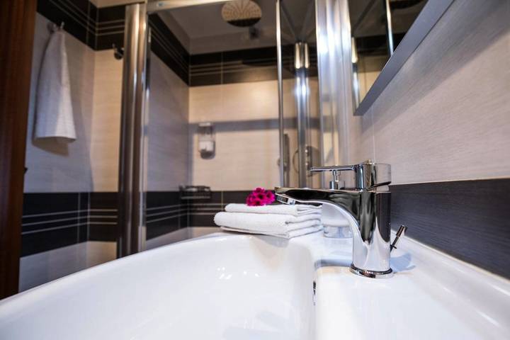 Location de vacances pour 2 personnes, avec jardin dans Pont-Saint-Martin (Aosta) - 4