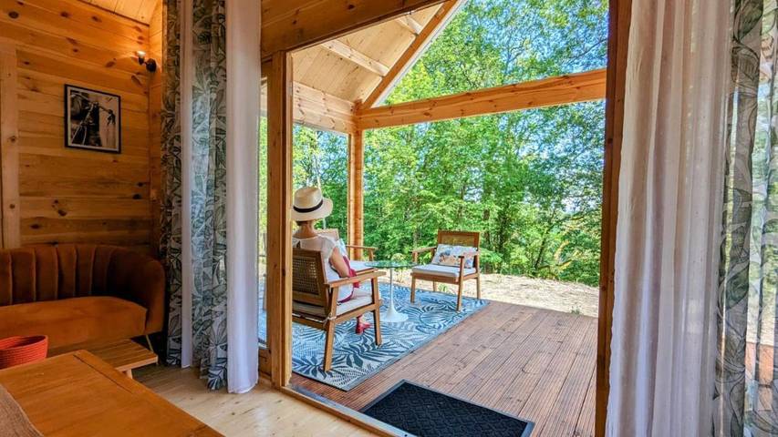 Chalet pour 4 personnes, avec vue et jardin, animaux acceptés en Dordogne - 4