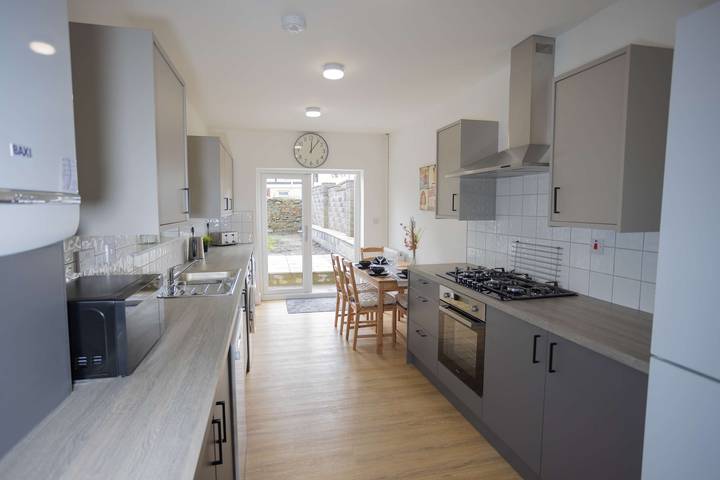 Holiday rental for 7 people, with garden in Swansea