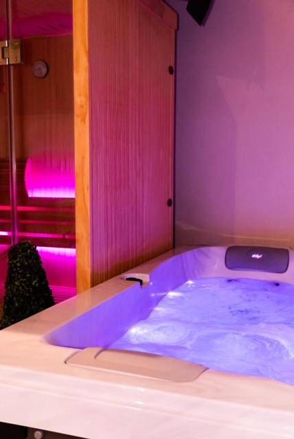 Hôtel pour 2 personnes, avec jacuzzi et sauna