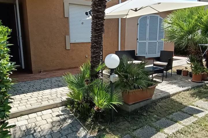 Holiday apartment for 6 people, with pets - 1