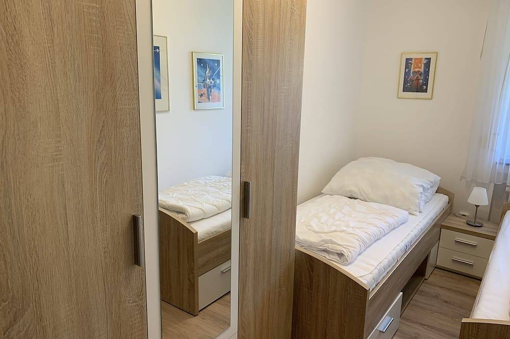 Ganze Wohnung, Ferienwohnung in märchenhafter Umgebung in Baunatal, Hessisches Bergland