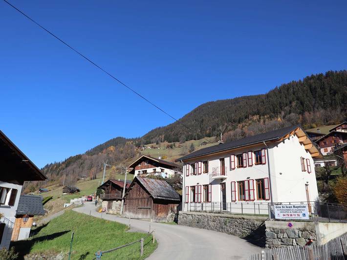 Location de vacances pour 15 personnes dans Arêches