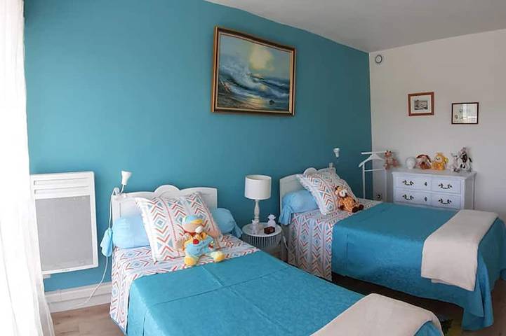 Appartement entier, ✨ Face Bassin D’Arcachon – Vue panoramique & accès direct à la plage Clim Wifi in Arcachon, Région d'Arcachon