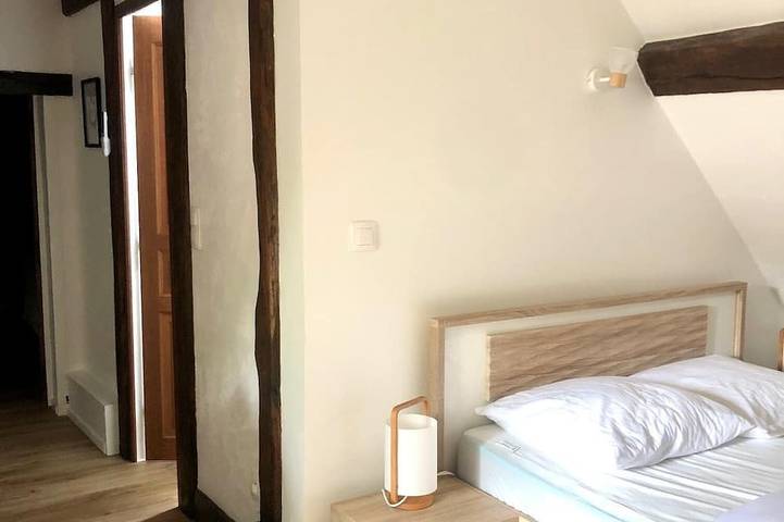 Location de vacances pour 6 personnes, avec terrasse et jardin à Angé - 4