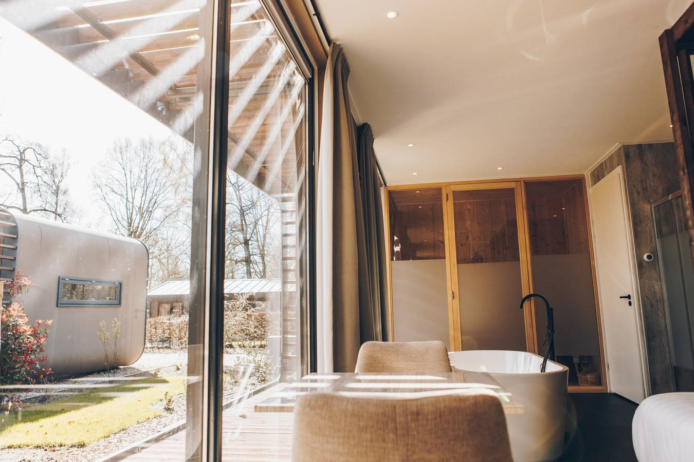 Entire studio, Lovely 2-person studio with bath, sauna and hot tub at the Leughte in Renswoude in Renswoude, Utrecht region