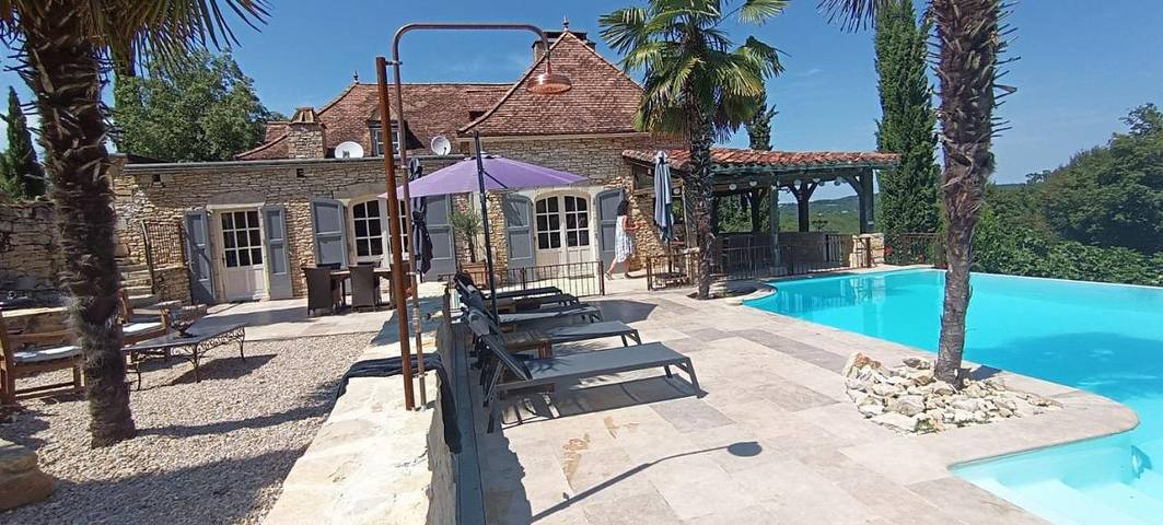 Location de vacances pour 12 personnes, avec piscine ainsi que jardin et vue, animaux acceptés à Montgesty - 3