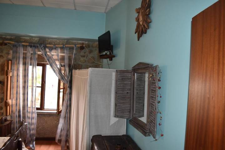 Gîte pour 3 personnes, avec terrasse et vue, animaux acceptés à Gouveia - 4