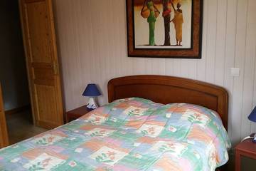 Location De Vacances pour 10 Personnes dans Ploubazlanec, Côte de Granit Rose, Photo 3