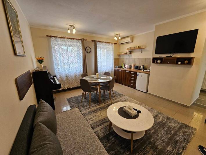 Ferienwohnung für 3 Personen, mit Terrasse in Belgrad