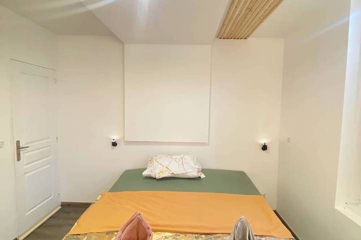 Grande Maison Spacieuse et Élégante Avec 3 Salons in Beauvais, Oise