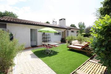 Gîte pour 2 personnes, avec jardin à Saint-Aubin-de-Médoc