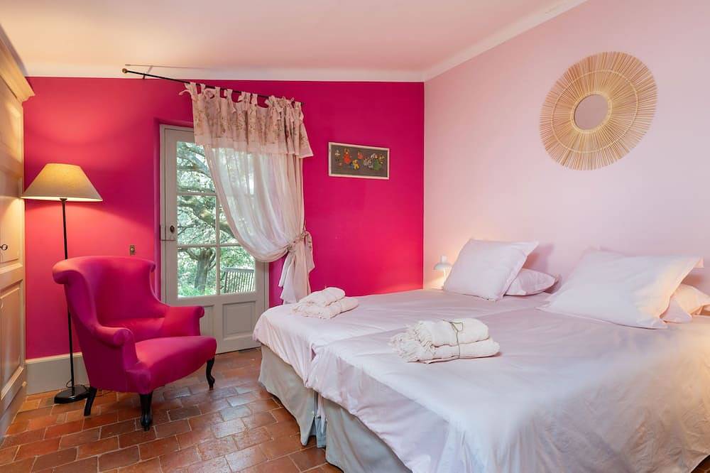 La Bastide de Barbeiranne Maxi 14 persons in Pignans, Brignoles region