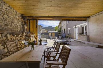 Gîte pour 6 personnes, avec balcon à Roquefeuil
