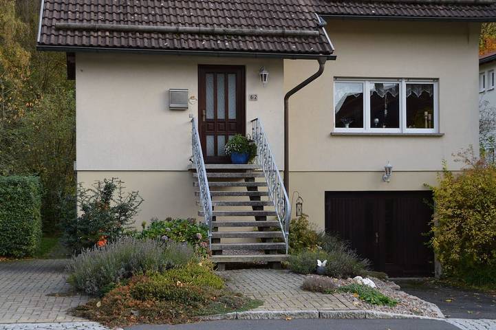 Ferienhaus für 6 Personen, mit Balkon und Garten in Sachsenbrunn