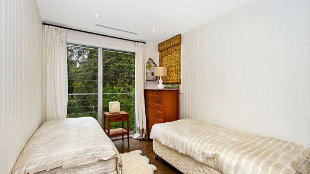 Luxury Abode by Holidayco. in Pearl Beach, New South Wales