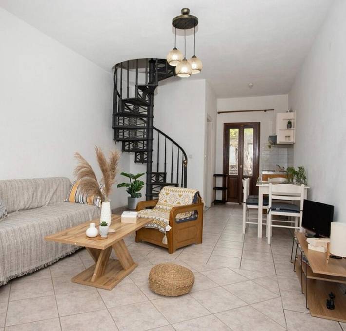 Vakantiehuis voor 4 personen, met terras en uitzicht in Lesbos