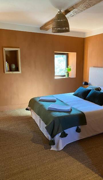 Cottage pour 2 personnes, avec jardin et vue à Fressac