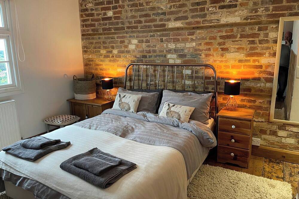 The boutique hotel feeling with far reaching sea views. in Hastings, East Sussex
