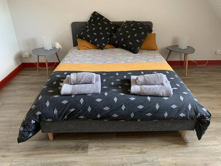 Gîte pour 12 personnes, avec jardin et terrasse dans Allier - 3