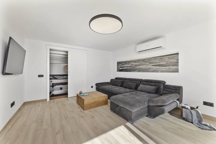 Location de vacances pour 4 personnes, avec piscine ainsi que terrasse et jardin à Arrecife - 4