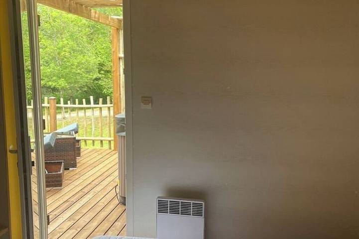 Chalet pour 6 personnes, avec piscine et jacuzzi