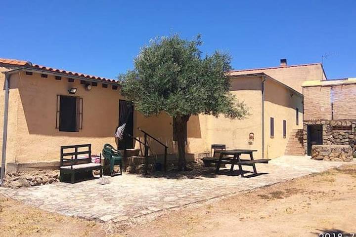 Casa rural para 8 personas, con Piscina en Montánchez - 2