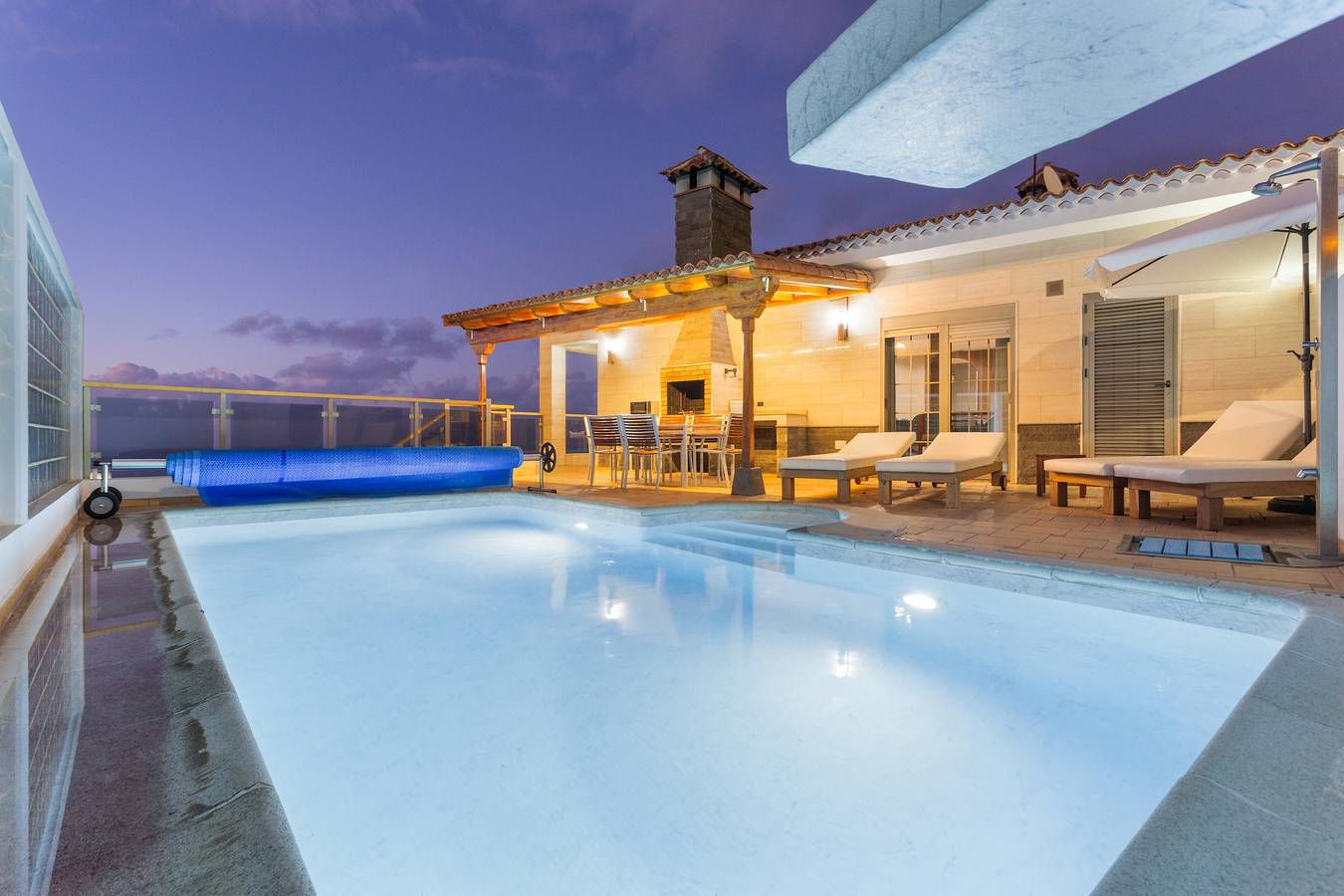 Casa Vacacional 'Karat Horizonte' con Vista al Mar, Wi-Fi y Aire Acondicionado in El Sauzal, Tenerife Norte