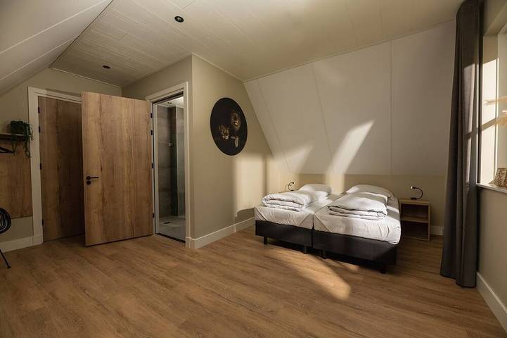 Ferienhaus für 20 Personen, mit Whirlpool und Terrasse in Losser - 3