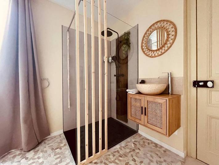 Gîte pour 2 personnes, avec jacuzzi, animaux acceptés à Le Petit-Quevilly - 4