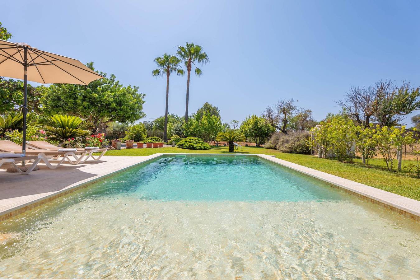 Sa Tanqueta - Magnificent villa with private pool and free Wi-Fi on the outskirts of Inca in Inca, Majorca Center
