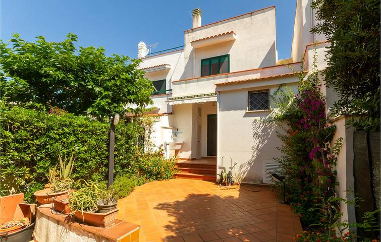 Appartement am Strand mit Parkplatz & AC in Manduria, Golf von Tarent