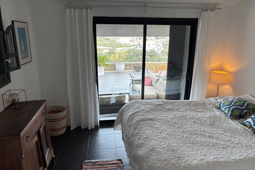 A charming family home with private pool in Cadaques with sea views. in Cadaques, Cap de Creus Natural Park