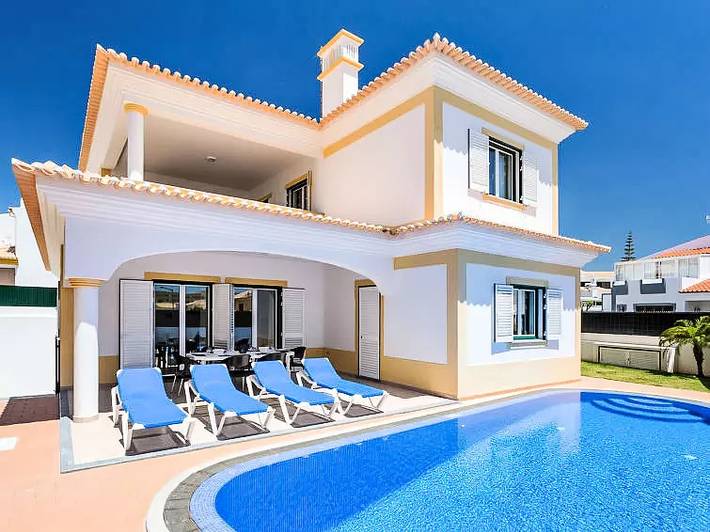 Villa para 11 pessoas, com Terraço e Piscina em Guia