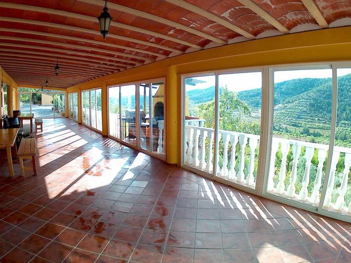 Location de vacances pour 8 personnes, avec Terrasse et Jardin ainsi que Piscine et Vue à Moratalla