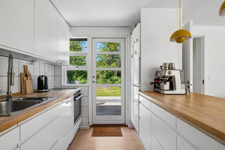 Gemütliches Ferienhaus in der Nähe von Ebeltoft mit Wildnisbad in Egsmark Strand, Süddjursland