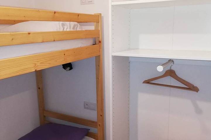 Entire apartment, Gîte 1- 8 persons- 4 bedrooms- Covered terrace in Valmeinier, Saint-Jean-de-Maurienne region