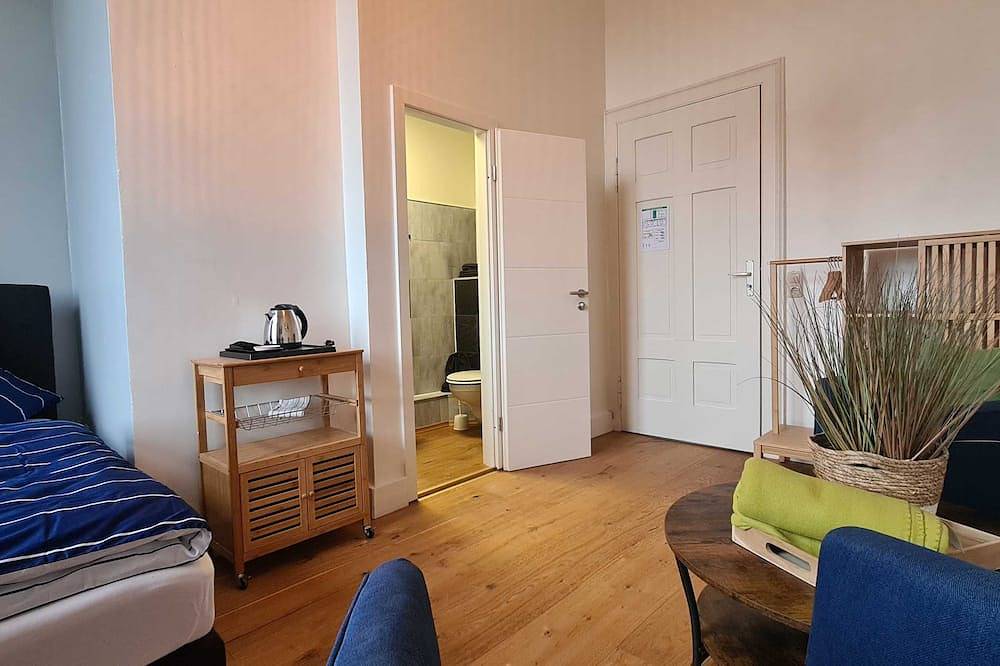 Ganze Wohnung, Doppelzimmer 14 - Altes Lazarett Gästehaus in Anklam, Vorpommern