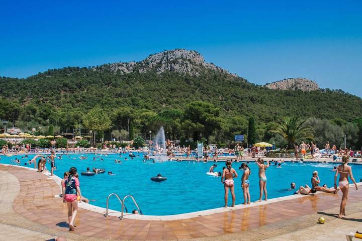 Bungalow para 6 personas, con Terraza y Jardín además de Piscina para niños y Piscina en Estartit
