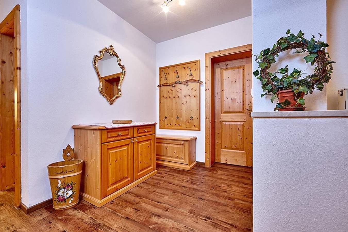 Ganze Ferienwohnung, "Nr. 4" Fewo, 2 Schlafräume, Dusche, Wc in Wallgau, Walchensee