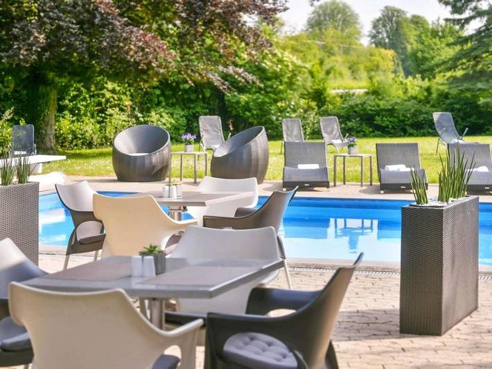 Hotel für 2 Personen, mit Ausblick und Pool sowie Garten, mit Haustier in Aachen